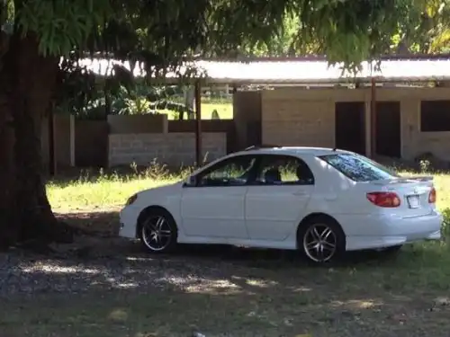 Toyota Corolla 2005 S ,Blanco 