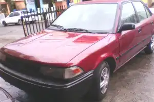 Toyota Corolla 90 precio RD125 Mil Neg