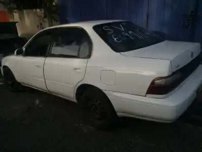 Toyota Corolla 93 blanco