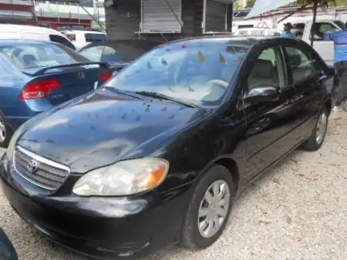 Toyota Corolla CE 2005