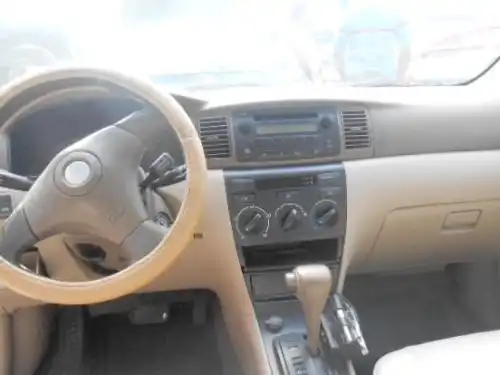 Toyota Corolla CE 2005