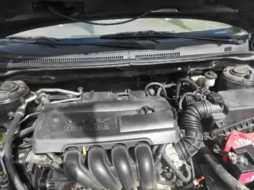 Toyota Corolla CE 2005