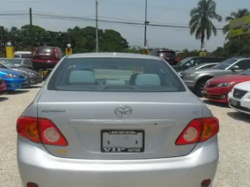 Toyota Corolla CE 2010