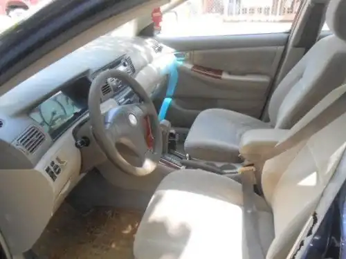 Toyota Corolla LE 2003