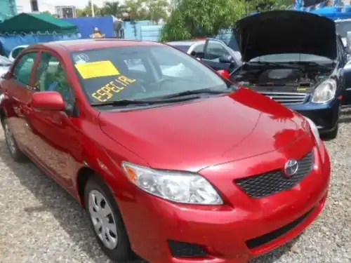 Toyota Corolla LE 2009