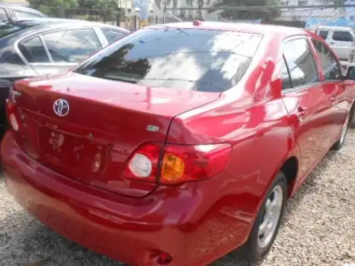 Toyota Corolla LE 2009