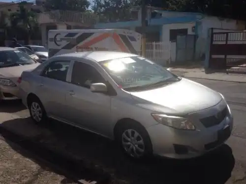 Toyota Corolla LE 2009