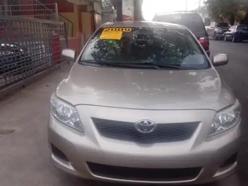 Toyota Corolla LE 2009