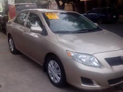 Toyota Corolla LE 2009