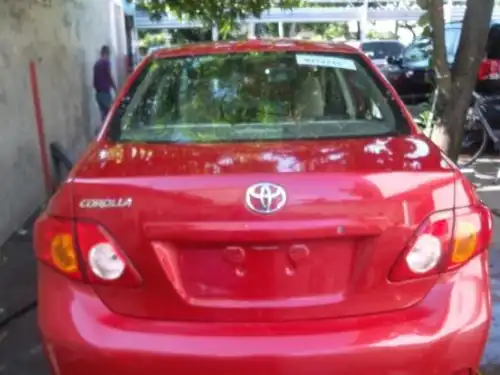 Toyota Corolla LE 2009