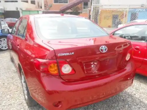 Toyota Corolla LE 2009