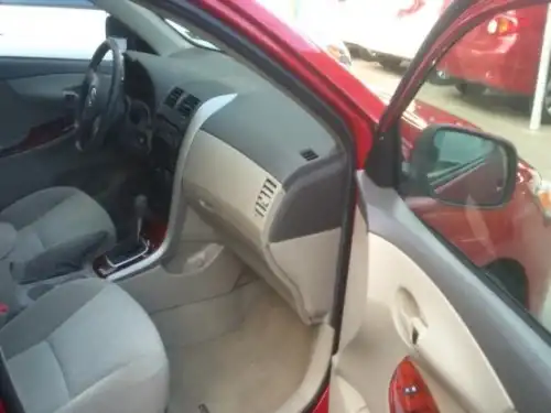 Toyota Corolla LE 2009
