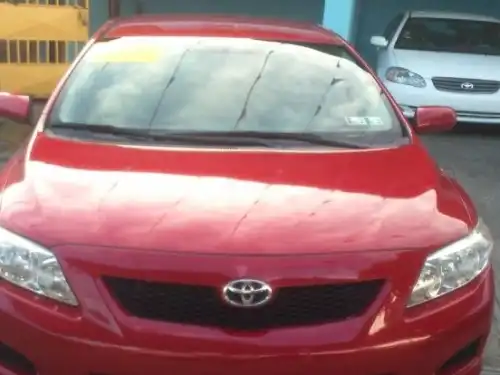 Toyota Corolla LE 2009