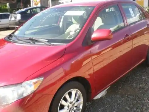 Toyota Corolla LE 2009