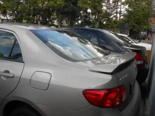 Toyota Corolla LE 2009