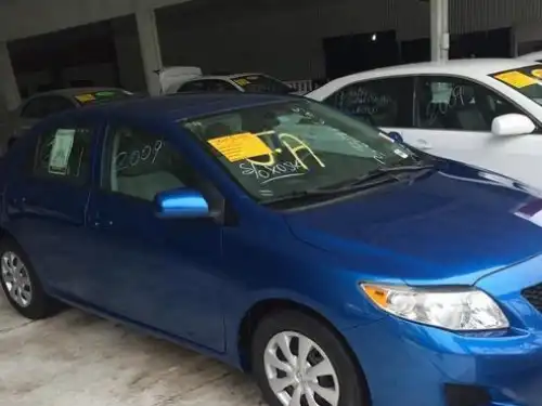 Toyota Corolla LE 2009