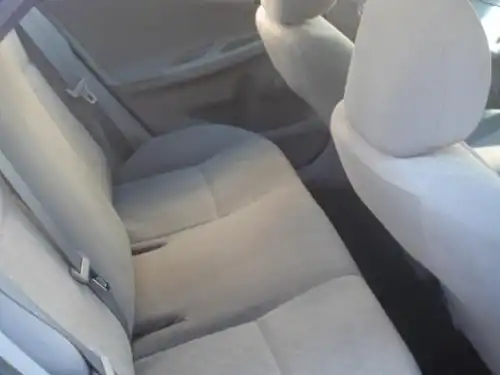 Toyota Corolla LE 2009