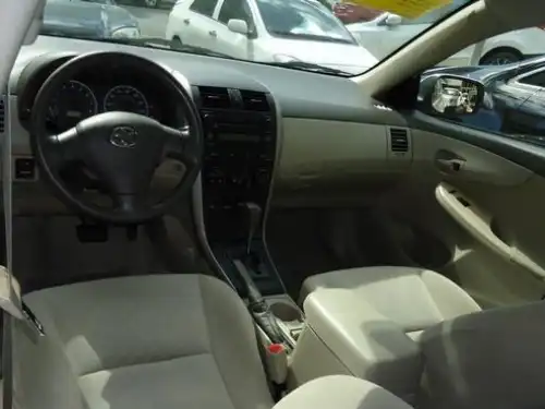 Toyota Corolla LE 2009