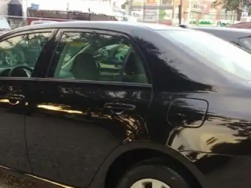 Toyota Corolla LE 2009