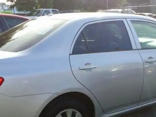 Toyota Corolla LE 2009