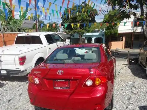 Toyota Corolla LE 2009