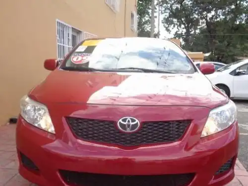 Toyota Corolla LE 2009