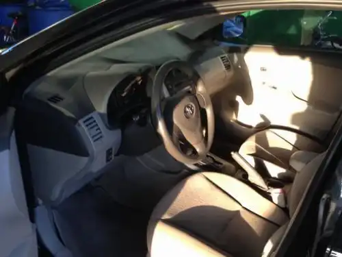 Toyota Corolla LE 2009