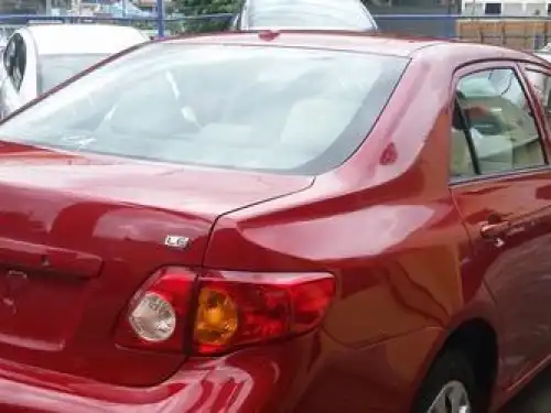 Toyota Corolla LE 2009