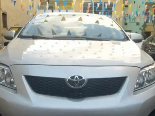 Toyota Corolla LE 2009