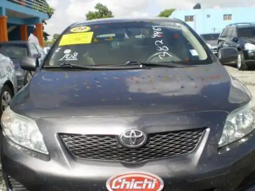 Toyota Corolla LE 2009