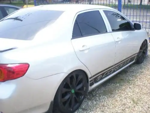 Toyota Corolla LE 2010