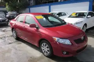 Toyota Corolla LE 2010