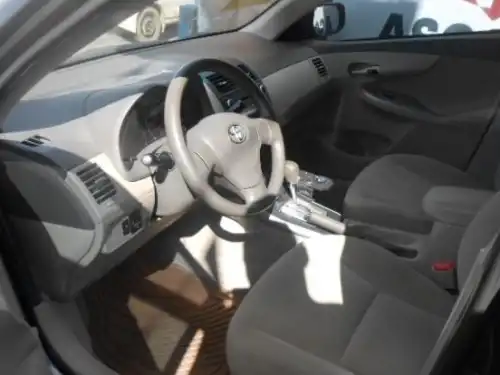 Toyota Corolla LE 2010