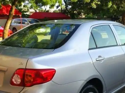 Toyota Corolla LE 2010
