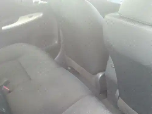 Toyota Corolla LE 2010