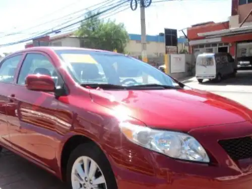 Toyota Corolla LE 2010