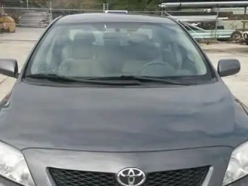 Toyota Corolla LE 2010