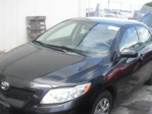 Toyota Corolla LE 2010