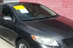 Toyota Corolla LE 2010