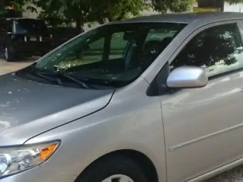 Toyota Corolla LE 2010