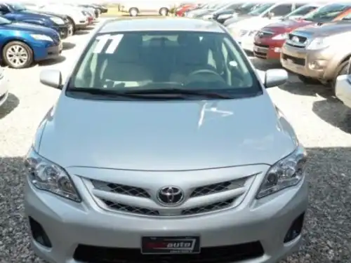 Toyota Corolla LE 2011