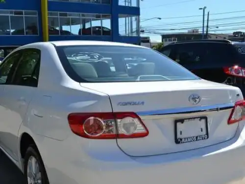 Toyota Corolla LE 2011