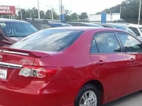 Toyota Corolla LE 2013