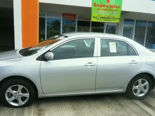 Toyota Corolla LE 2013