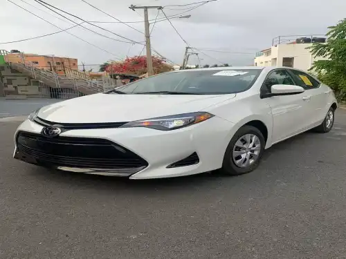 Toyota Corolla LE 2017