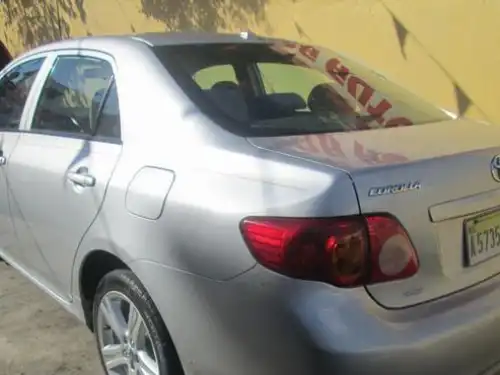 Toyota Corolla LE Limited 2010