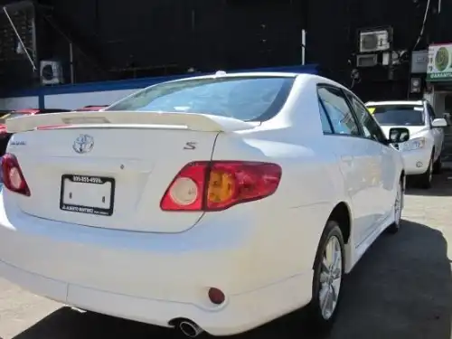 Toyota Corolla S 2009