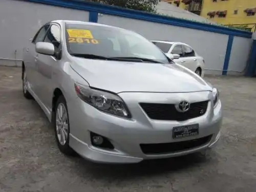 Toyota Corolla S 2010