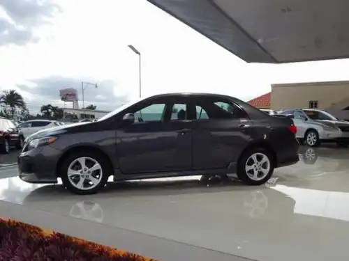 Toyota Corolla S 2010