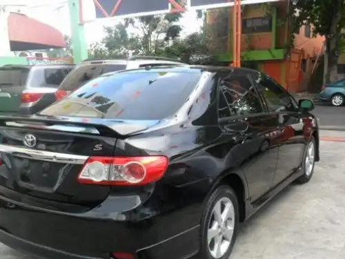 Toyota Corolla S 2011